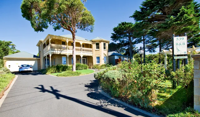 Mt Martha Bed & Breakfast By The Sea