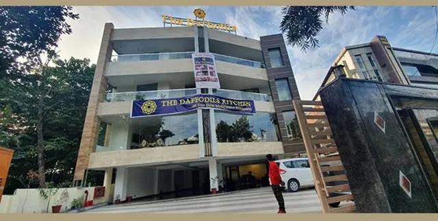 THE DAFFODILS HOTEL & RESTAURANT