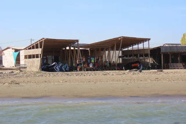 Tawi Kite Center & Eco-Lodge