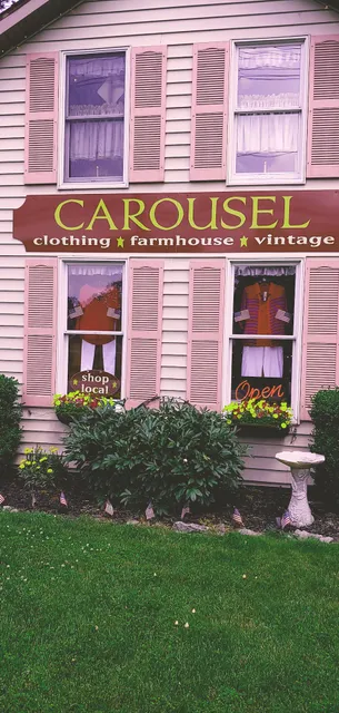 Carousel "A Shop w/ Cottage Charm"