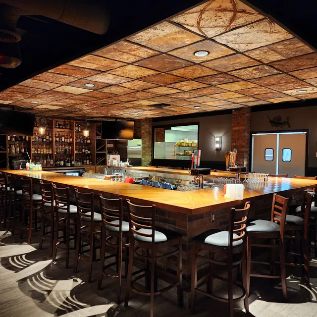 Manhattan Heights Tavern & Grill - El Paso