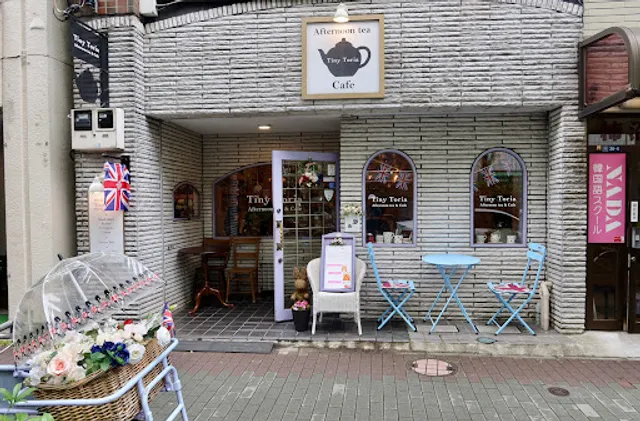 Tiny Toria Tearoom