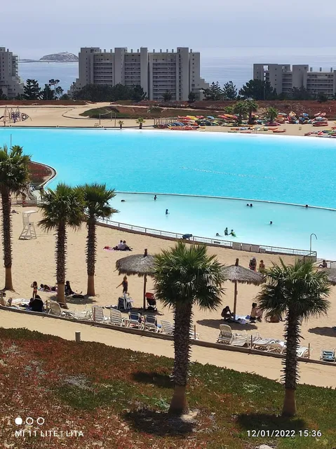 Laguna bahía, Edificio sol