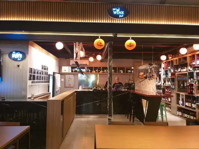 The Wine Pub (Beer Pub) Bravamall