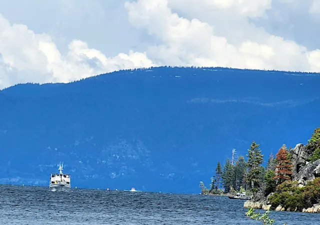 Tahoe Cruises /Spirit of Tahoe / Safari Rose