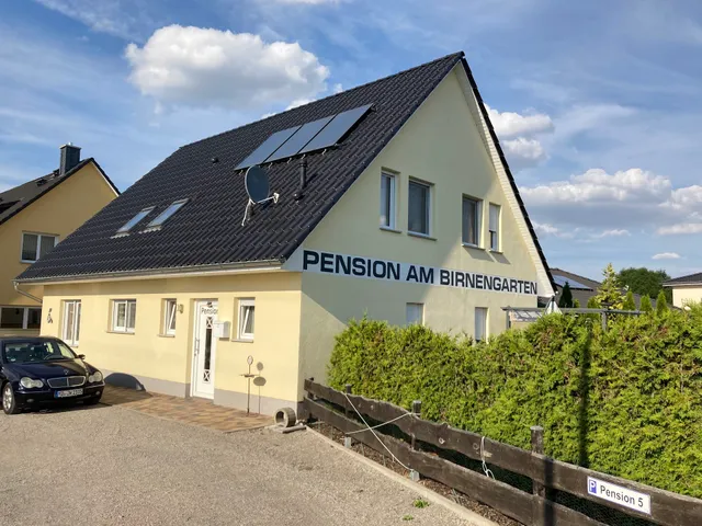 Pension „Am Birnengarten“ - Anna Christin Weber