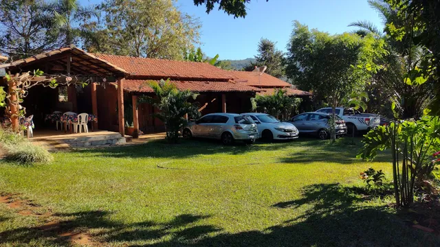 Camping Das Águas - Área de camping e chalés