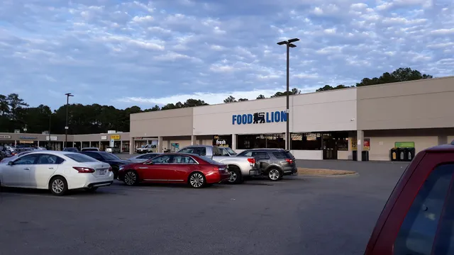 Oakwood Shopping Center