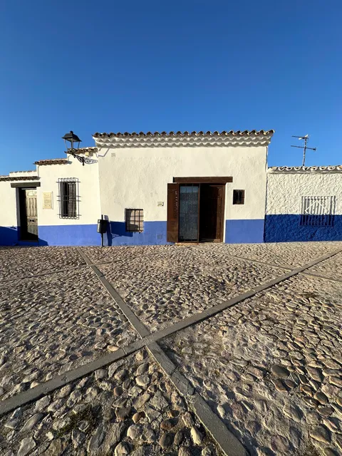 La Casa Del Bachiller