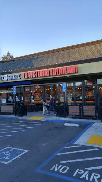 La Victoria Taqueria