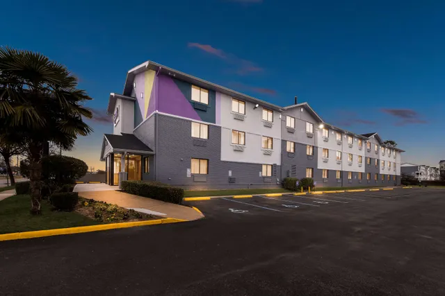 Spark by Hilton Norfolk