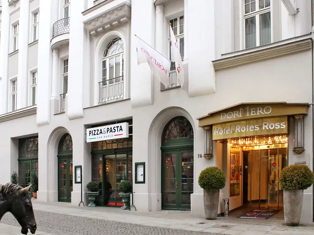 DORMERO Hotel Halle