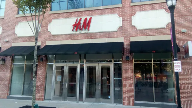 H&M