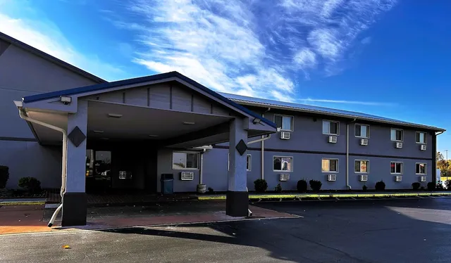 Super 8 by Wyndham Indianapolis/Emerson Ave