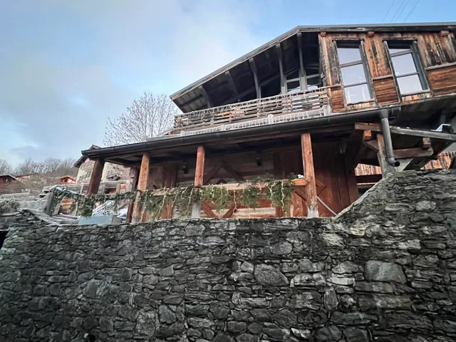 Chalet Chamois 5 étoiles piscine intérieure sauna