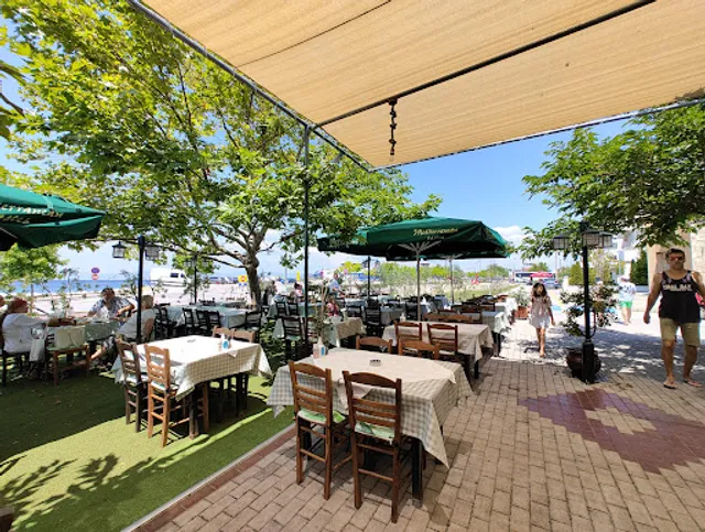 Mesogeios Restaurant in Thasos