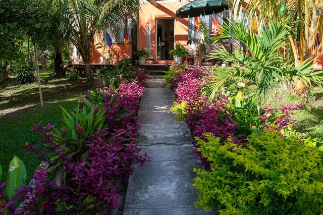 Otorongo Guest House