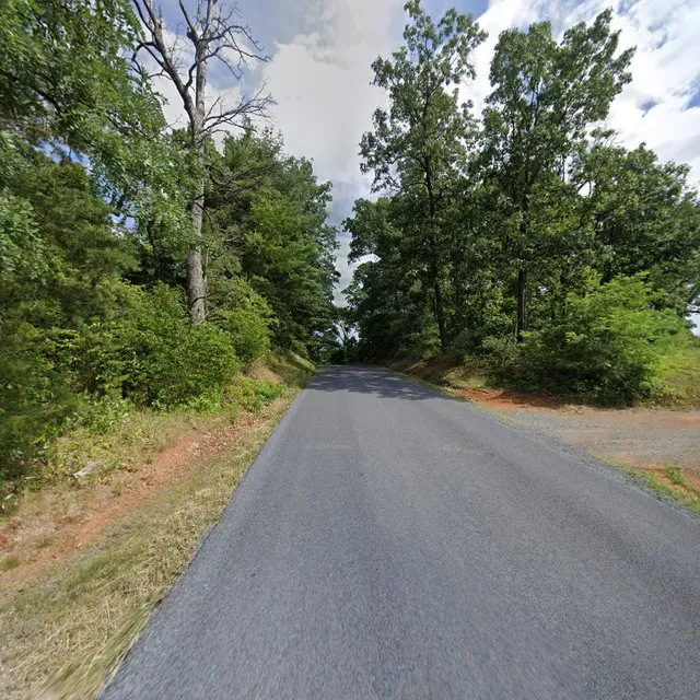 Three Wives Distillery LLC