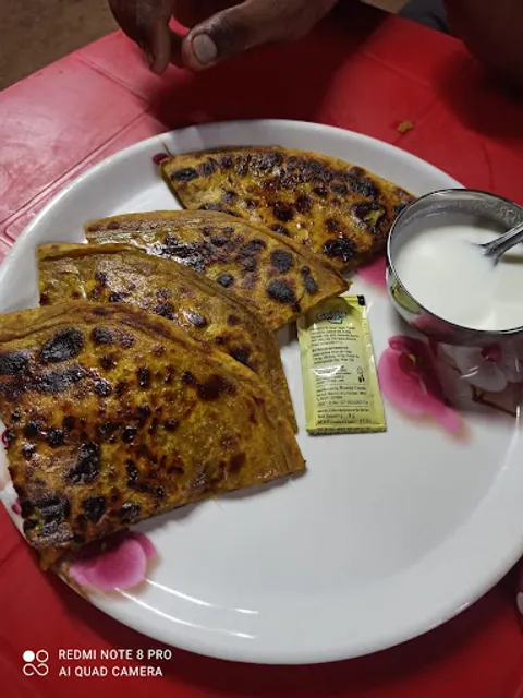 Neelkanth Paratha