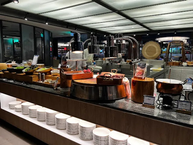 饗食天堂 高雄三多店