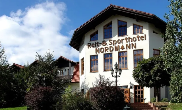 Reit- & Sporthotel NORDMANN