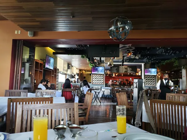 Restaurante Bar Grotto