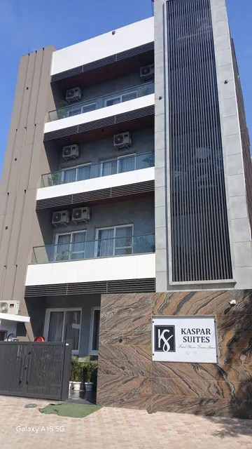Kaspar Suites