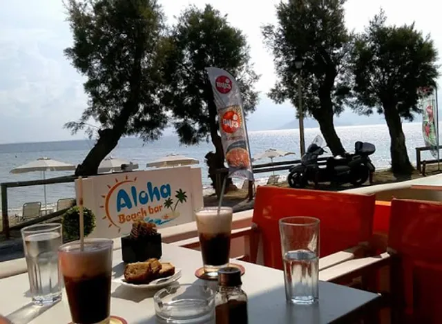 Aloha Beach Bar