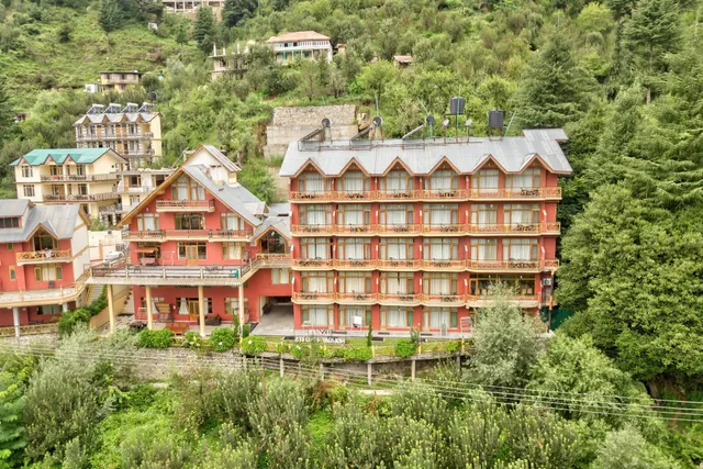 The Holiday Resorts, Cottages & Spa