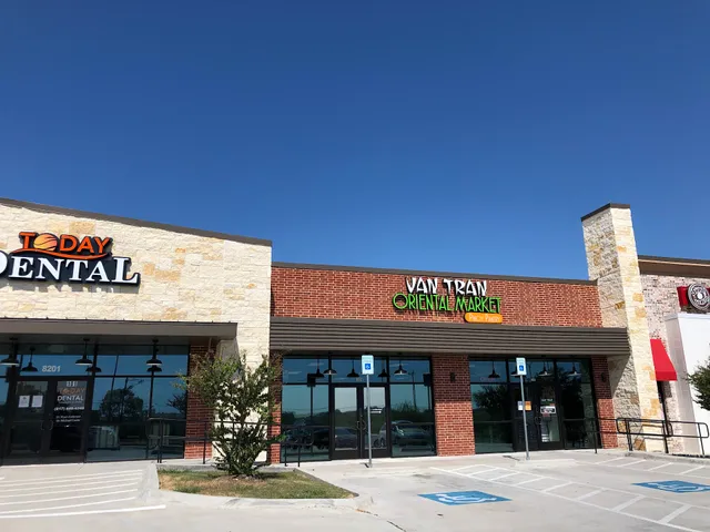 Pinoy Pantry Market (Van Tran Oriental Market)