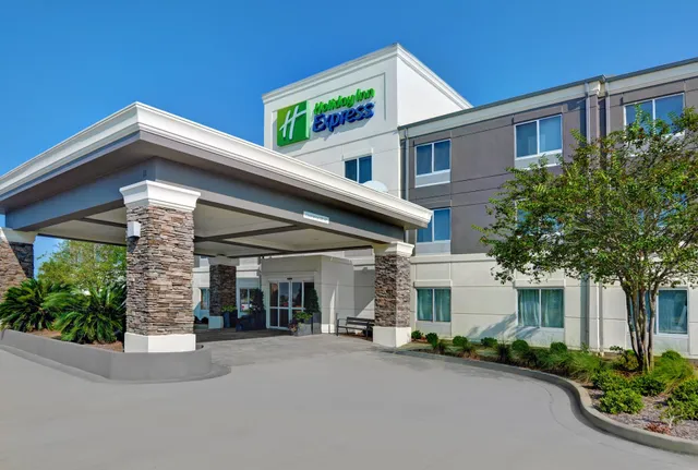 Holiday Inn Express Atmore North by IHG
