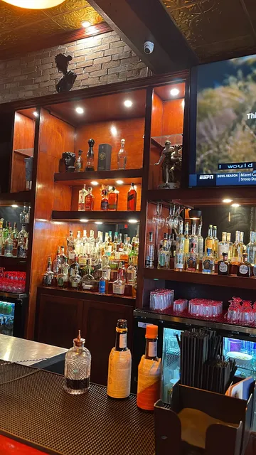 Stoics Lounge & Kitchen