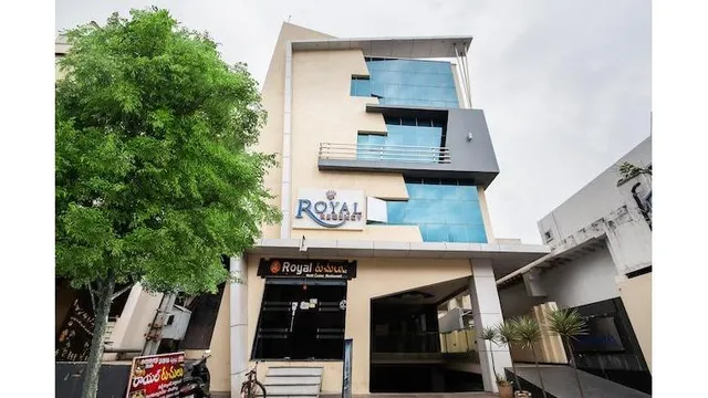 Capital O 68839 Royal Regency