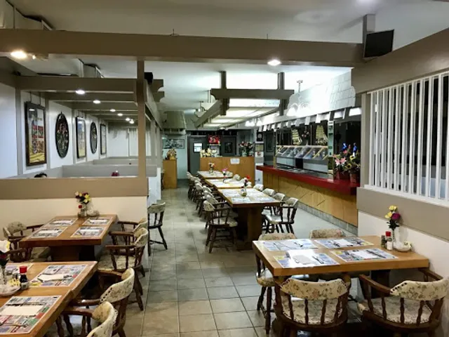 Lucky Palace Restaurant