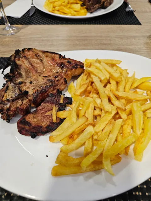 Restaurante "O Ribeiro"