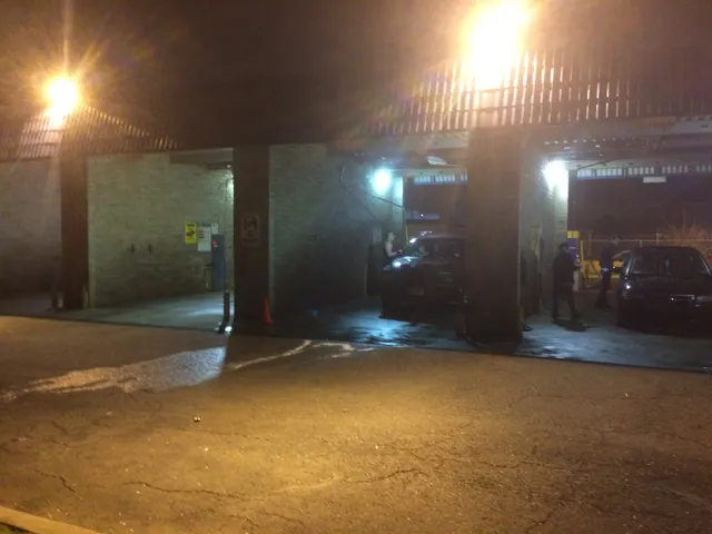 Bay Wash Self Car Wash