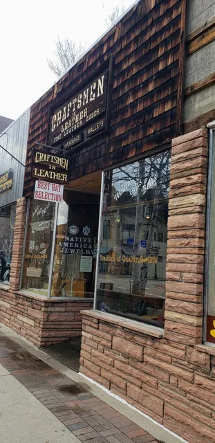 Craftsmen In Leather