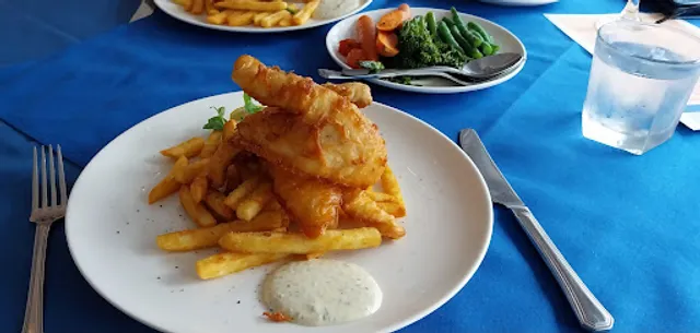 George's Paragon Coolangatta