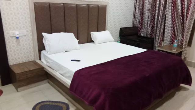 Hotel Chandravilas & Khatta Meetha Pure Veg. Restaurant