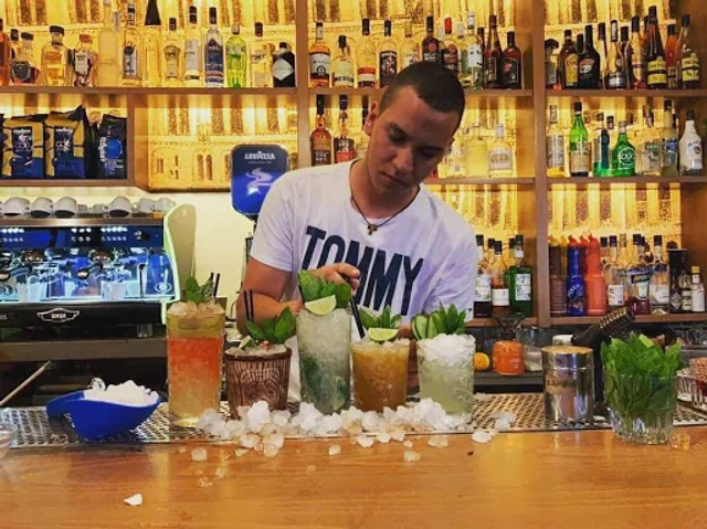 BABEL CAFE | Breakfast • Brunch • Pizza • Pasta • Burgers • Cocktails