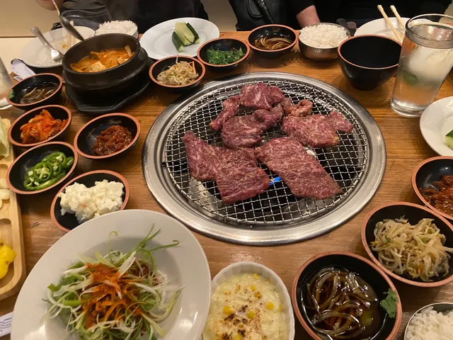 Korean & Japanese BBQ Restaurant
