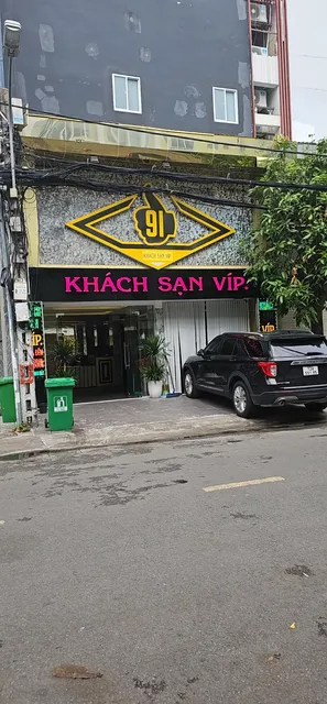 Khách sạn víp.