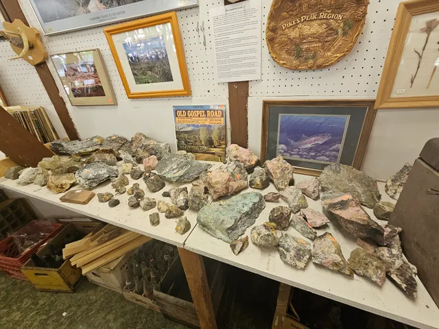 Red Mountain Trading Post