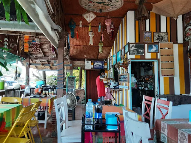 ร้าน กินปู ชิมปลา ทุกวันเปิด9.00เป็นต้นไปค่ะ