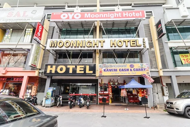 OYO 89381 Moonnight Hotel