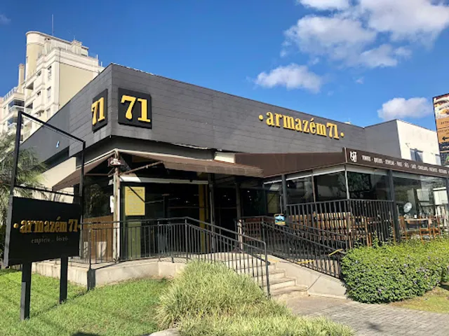 Armazém 71 -Restaurante - Adega