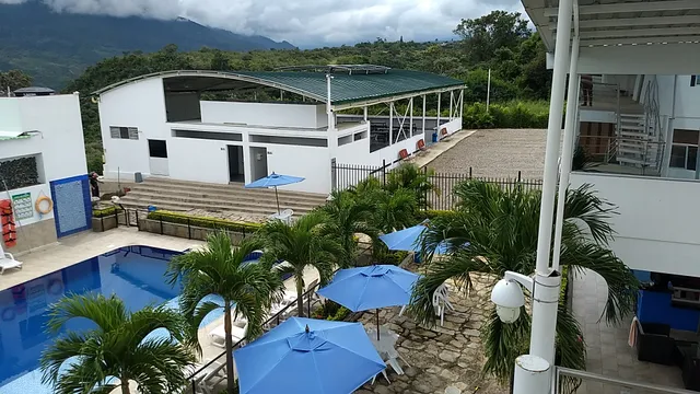 Hotel las Palmas Chinauta