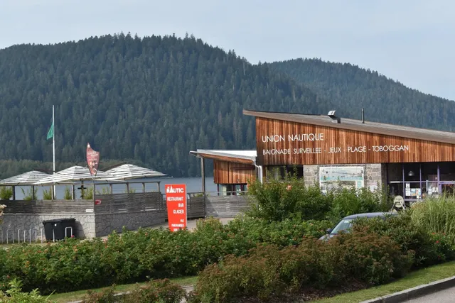 vosges gite Le robinson du menil vosges chiens admis avec 2 terrains clos près des pistes