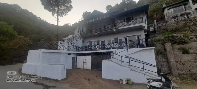 Singh's Abode, Kasauli