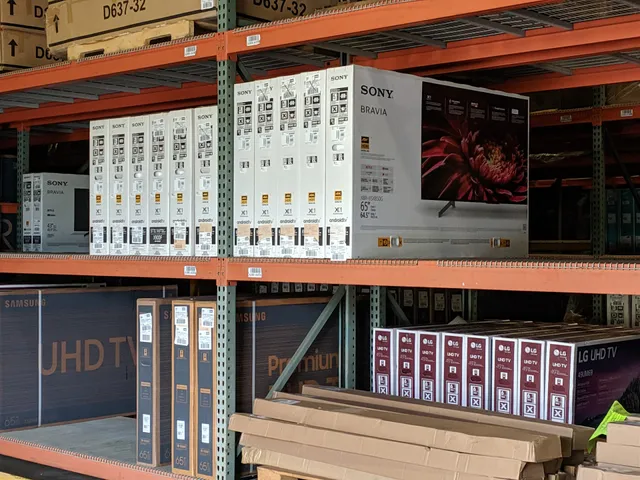 Furniture Distribution Center